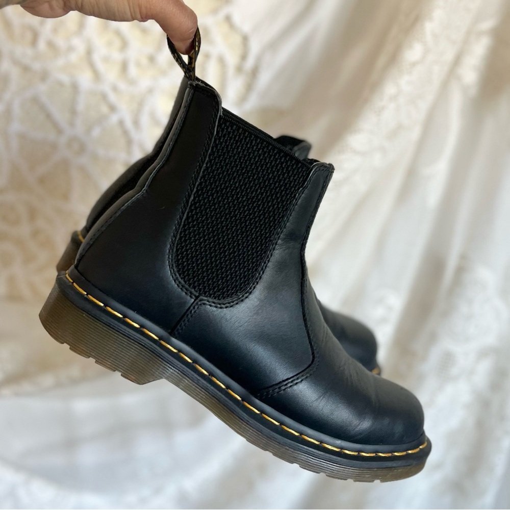SOLD ~ WOMEN'S 2976 NAPPA LEATHER CHELSEA BOOTS SIZE 8